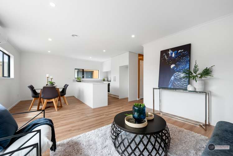 4/51 Kings Crescent Lower Hutt_5