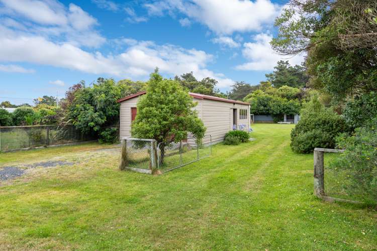 6 Muri Street Aramoana_7