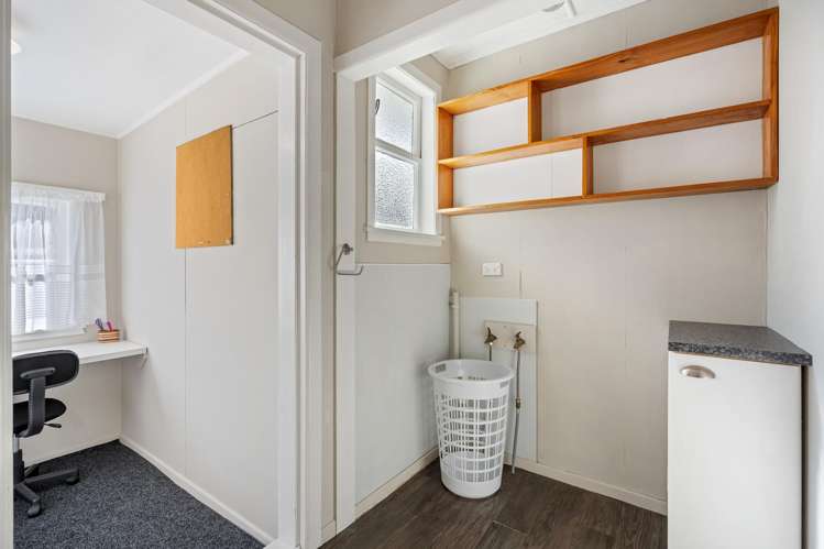 7 Montgomery Avenue Onerahi_15