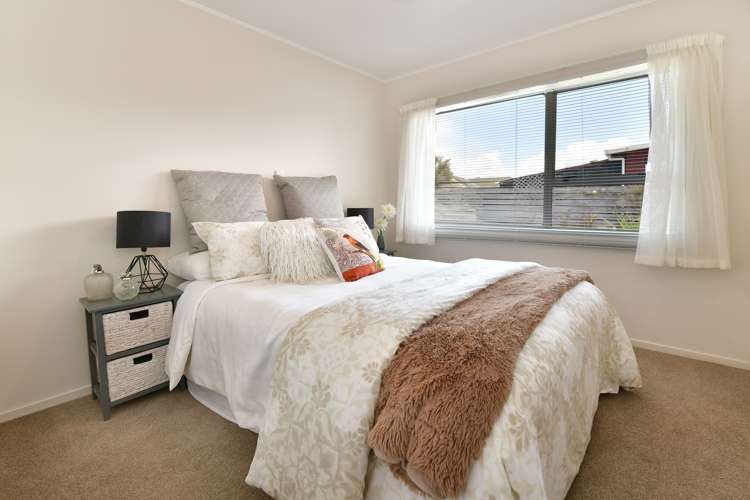 8 Manuka Street Orewa_13