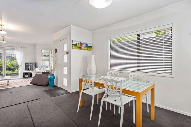 2/66 Alford Street Waterview_7