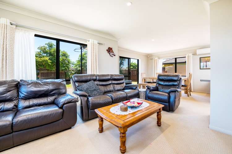 27 Scotsmoor Drive Wattle Downs_5