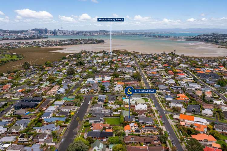 2/16 Jutland Road Takapuna_24