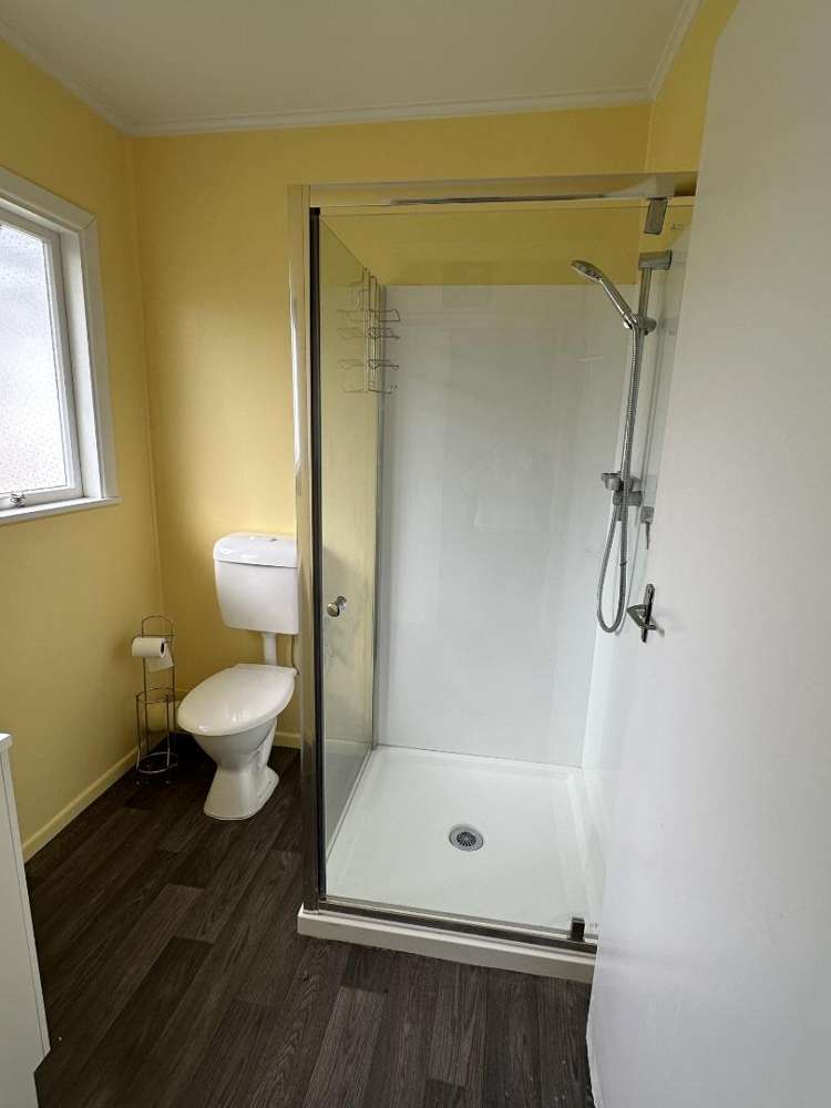 2/10 Ron Keat Drive Papakura_4