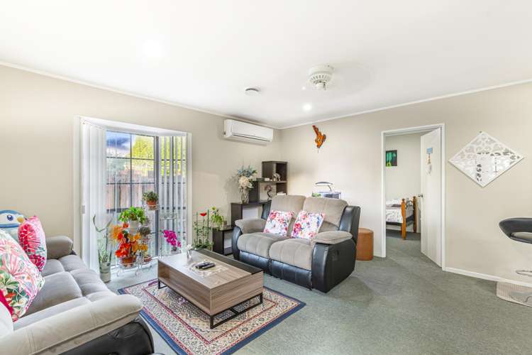 2/124 Waimumu Road Massey_6