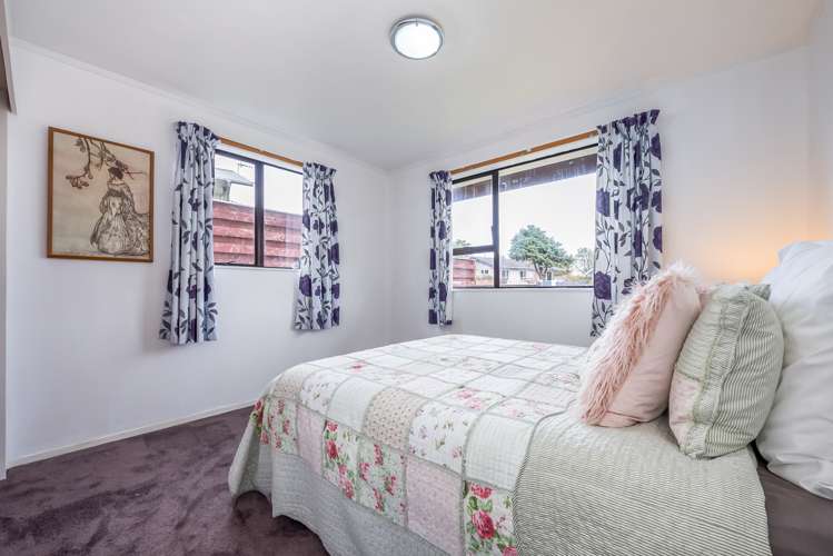 13 Invercargill Drive Kelson_9