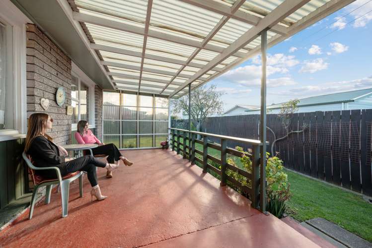 5 Moana Crescent Redwoodtown_2