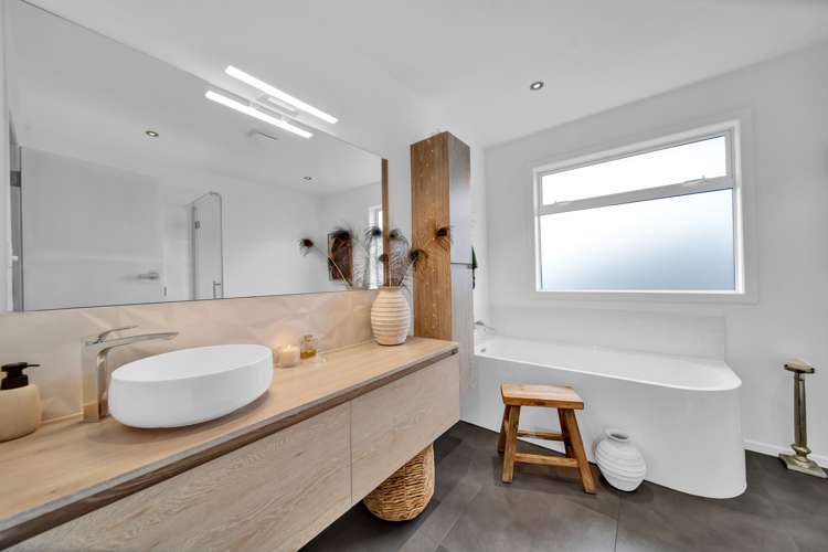 26 Fox Street Opunake_6