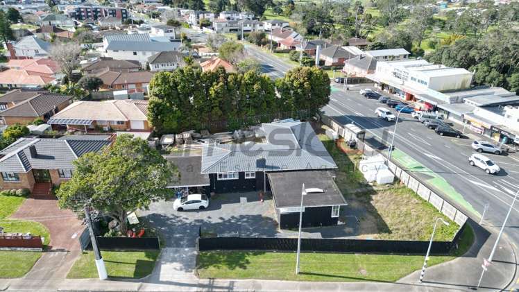 1215 Dominion Road Mount Roskill_11