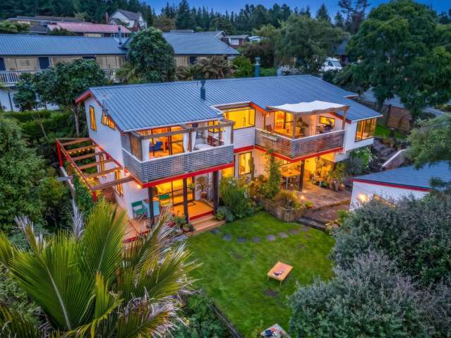 Springfield Family Living with Outdoor Appeal