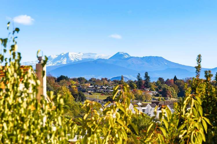 16 Harvey Street Waipahihi_5