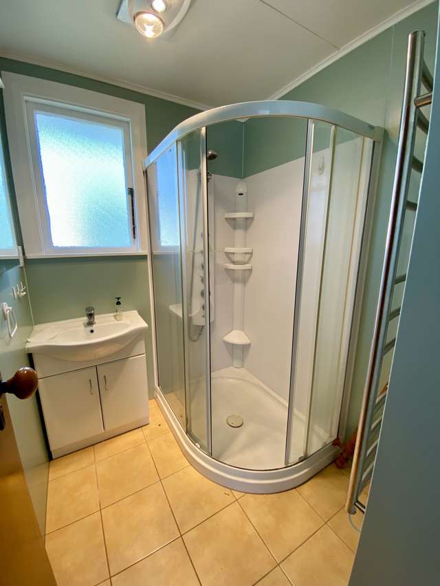 7 Exeter Crescent Takaro_4