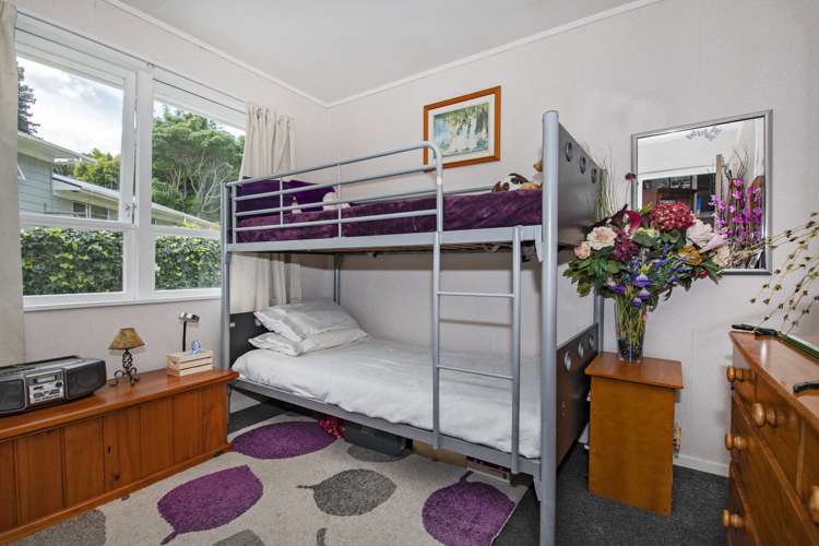 32 Memorial Drive Parahaki_10