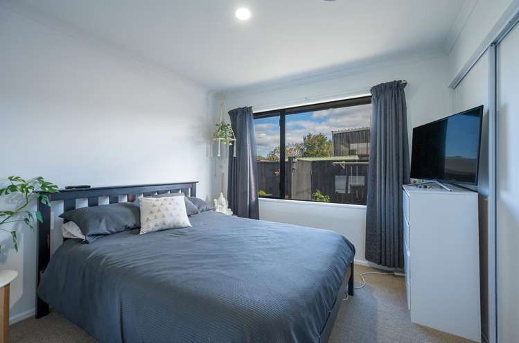 6 Saint James Avenue Richmond_15