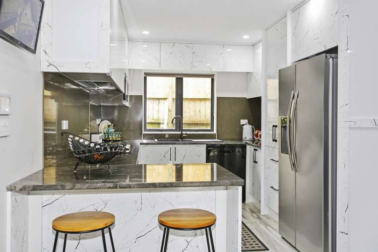 608c Massey Road Mangere_2