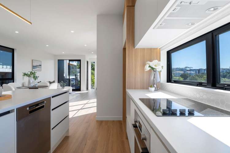 33e Saint Peters Street Northcote_12