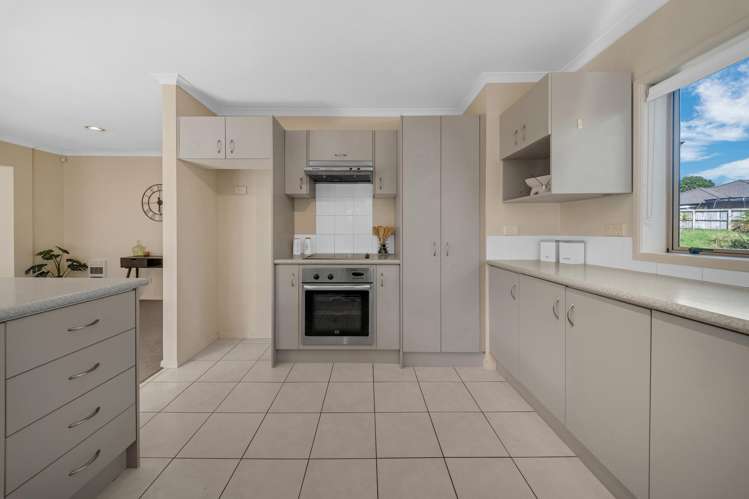 6 Luna Place Henderson_13