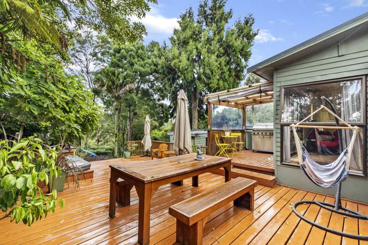 17 Karen Road Laingholm_0