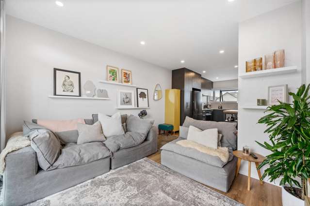 45 Treloar Crescent Hobsonville_4