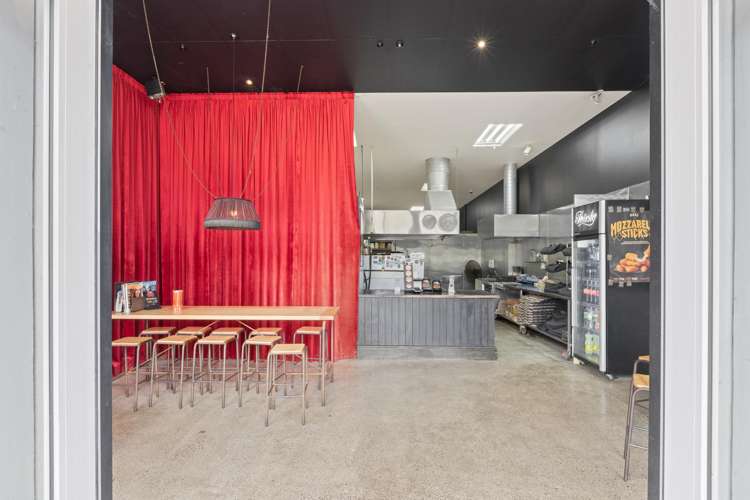 F/639 Whangaparaoa Road Stanmore Bay_3