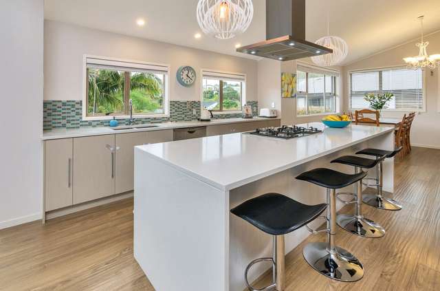 9 Valerie Crescent Okura_1