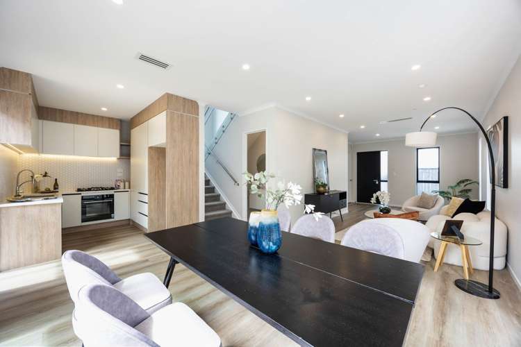 11C Norman Lesser Drive St Johns_10