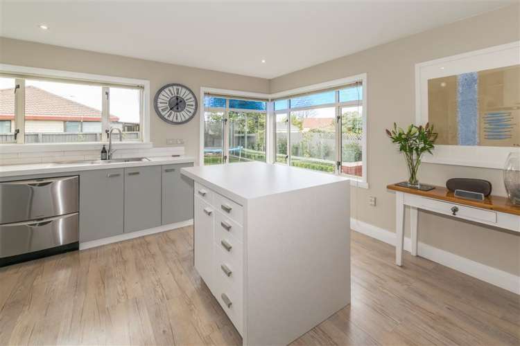 215 Barrington Street Somerfield_5