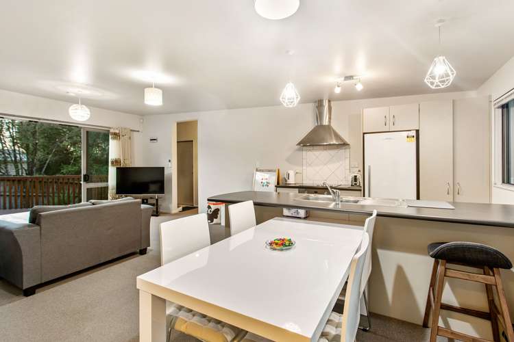 72 Kervil Avenue Te Atatu Peninsula_8