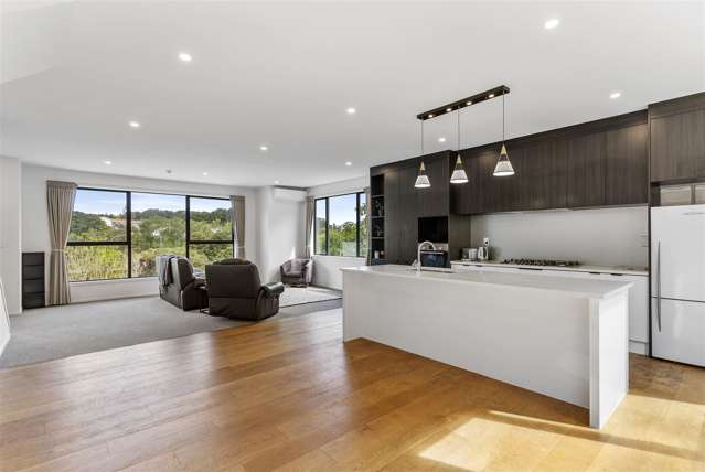 2/4 Mcquoid Place Glenfield_2