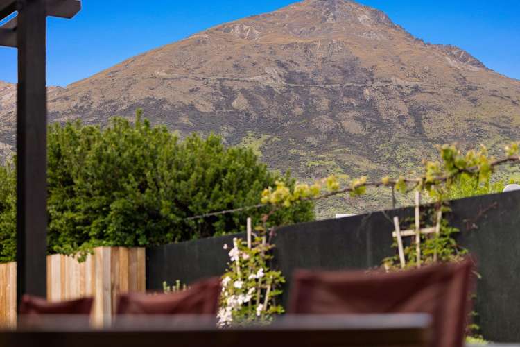 52 Sylvan Street Lake Hayes Estate_13