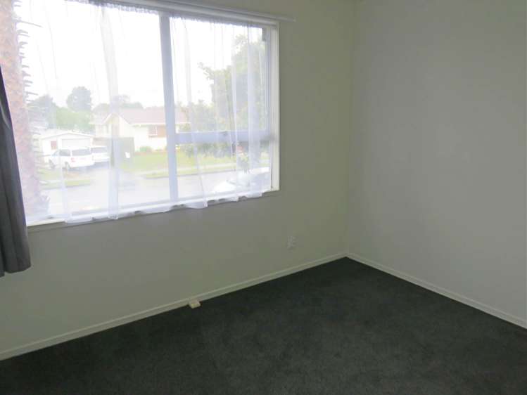 28 Burbank Avenue Manurewa_10