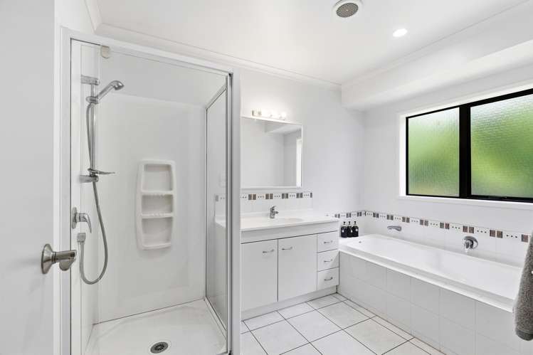 27 Somerton Drive Huntington_13