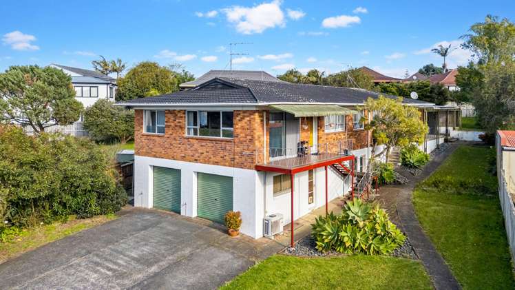29A Glenmore Road Sunnyhills_22