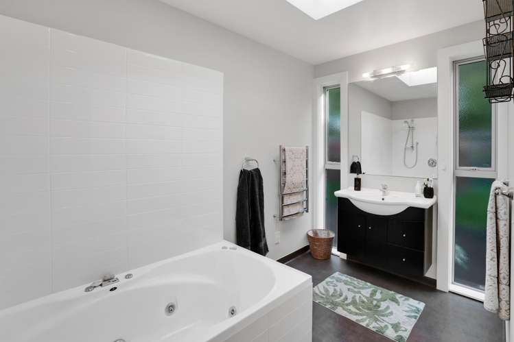 12d Takiroa Street_5