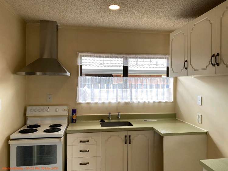 2/10 Wellington Street Papakura_1