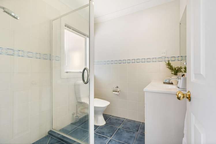 46 Summerland Drive Henderson_10