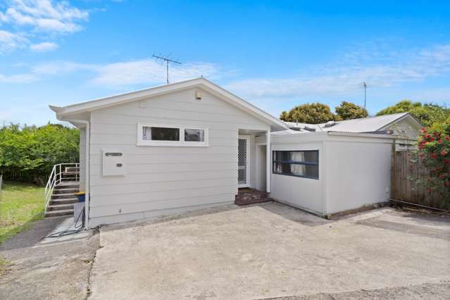 18 Fairclough Road Beach Haven_1