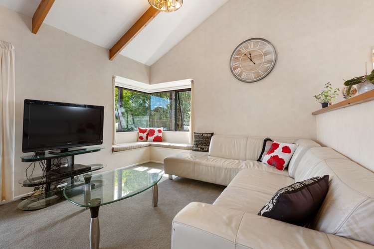 122 Glenpark Avenue Frankleigh Park_10