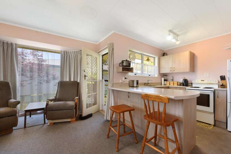 30 Sunbelt Crescent Takaka_6