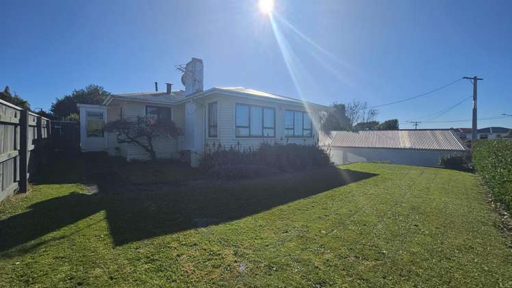 17 Watene Crescent_0