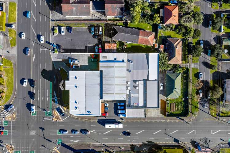 Units A&B/333-335 Sandringham Road St Lukes_15
