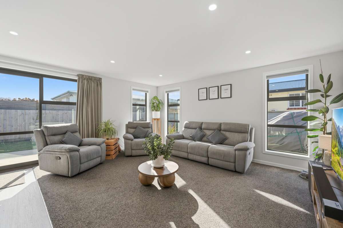 148 Derwent Crescent_3