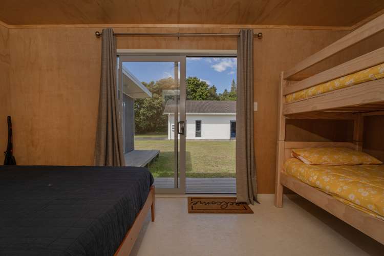 13 Motukorure Parade Cooks Beach_18