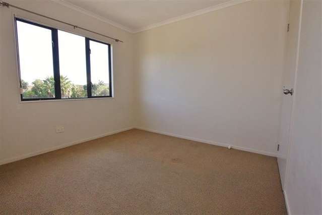 28 Sheddings Lane East Tamaki_3
