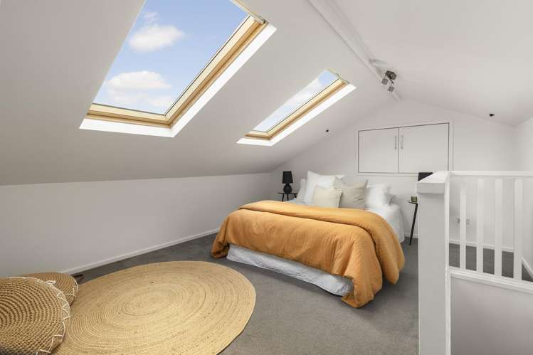 215 Rintoul Street Berhampore_11