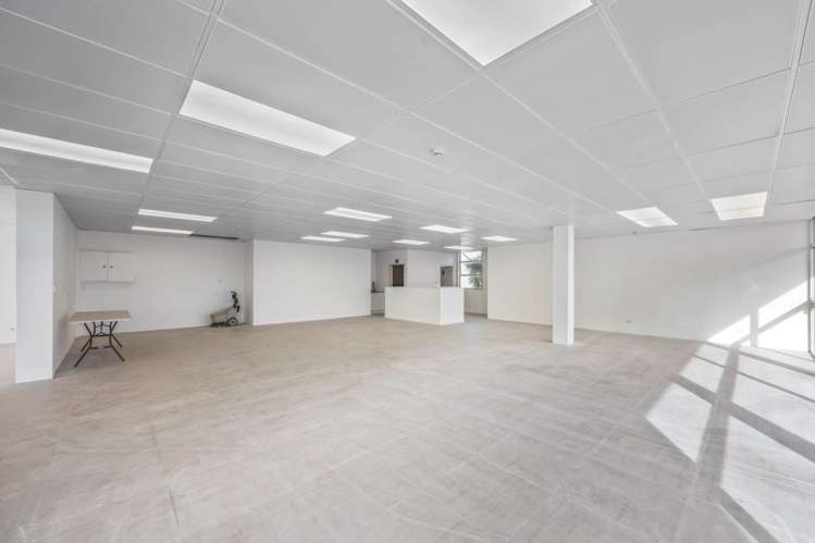 73 Lake Road Devonport_4