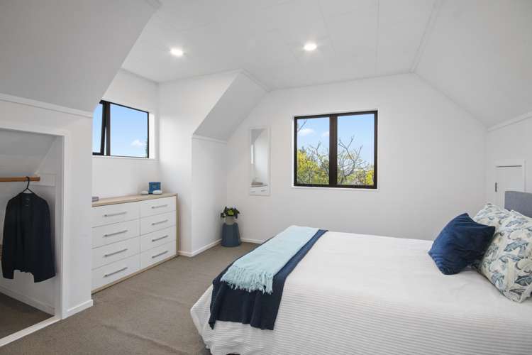 2/6 Gosford Drive Botany Downs_12