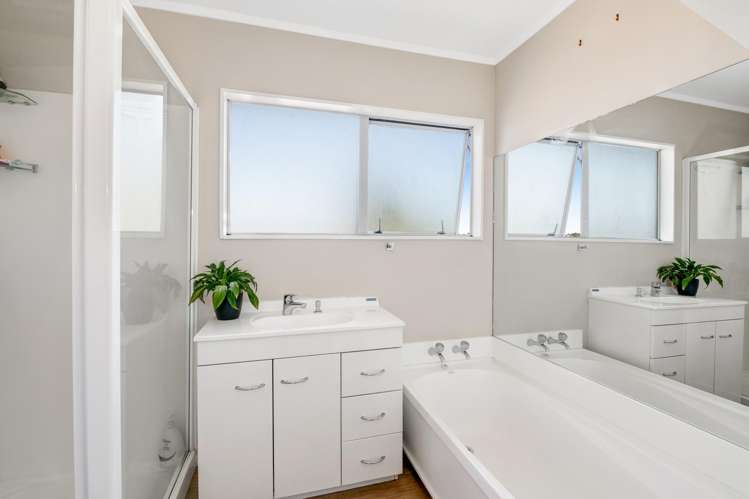 1/23 Rifleman Rise Unsworth Heights_11