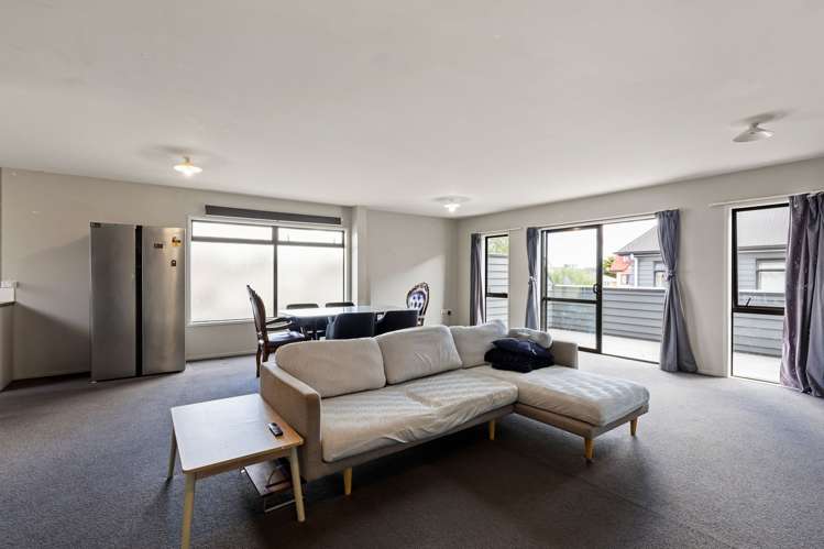 15a Greensboro Street Hamilton East_2