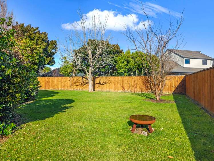 4 Longwood Place Harrowfield_24